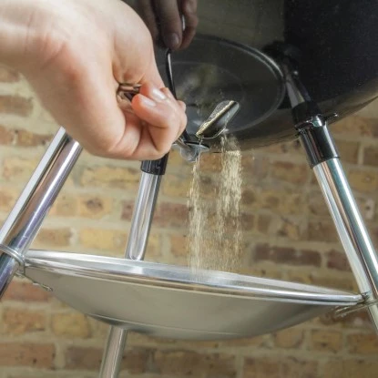 Weber Holzkohle-Kugelgrill Classic Kettle Ø 47 Cm Schwarz 8 Weber Holzkohle-Kugelgrill Classic Kettle Ø 47 Cm Schwarz – Bild 8